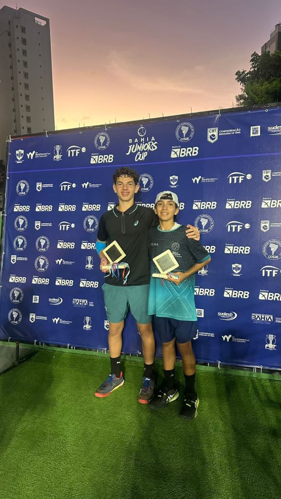 Tenista conquista título internacional inédito para Catanduva jogando duplas na 40ª edição do Bahia Junior Cup