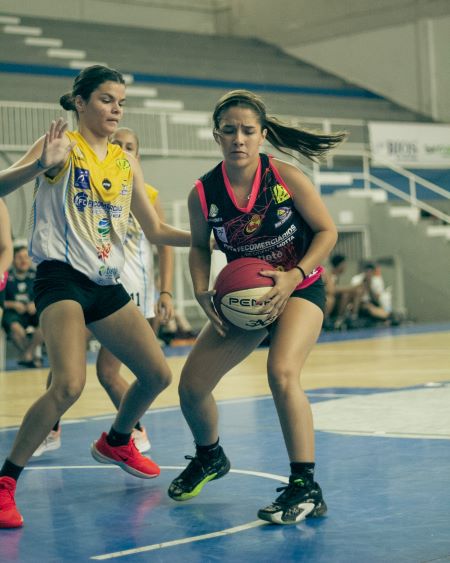 Equipe de Catanduva vence confronto no Campeonato Regional de Basquete 3×3
